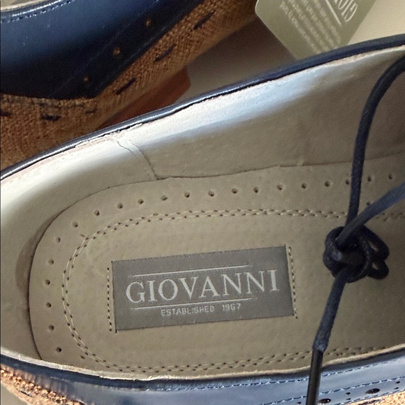 Brand New Giovanni Navy and Tan Men's Shoes - Picture 3 of 7